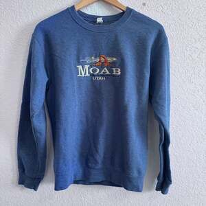 Vintage Moab Utah Embroidered Crewneck Sweatshirt - Blue Fleece Pullover